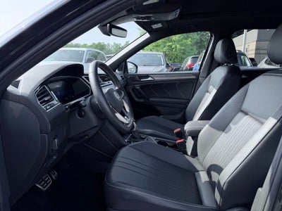 2023 Volkswagen Tiguan 2.0T SE R-Line Black
