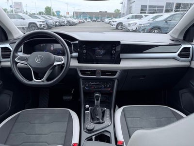 2025 Volkswagen Taos 1.5T SE