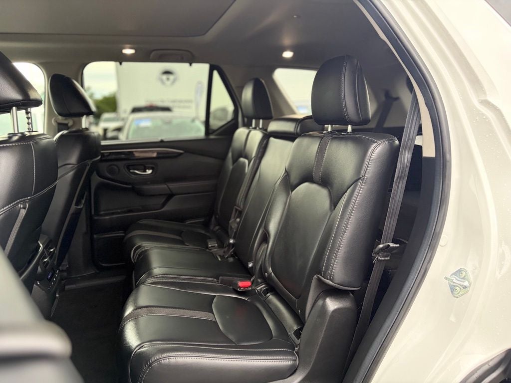 2025 Honda Pilot Touring - Photo 15