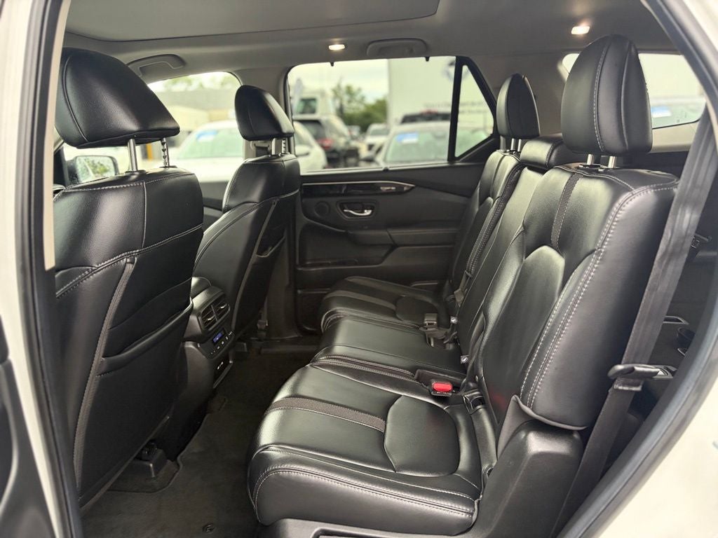 2025 Honda Pilot Touring - Photo 16