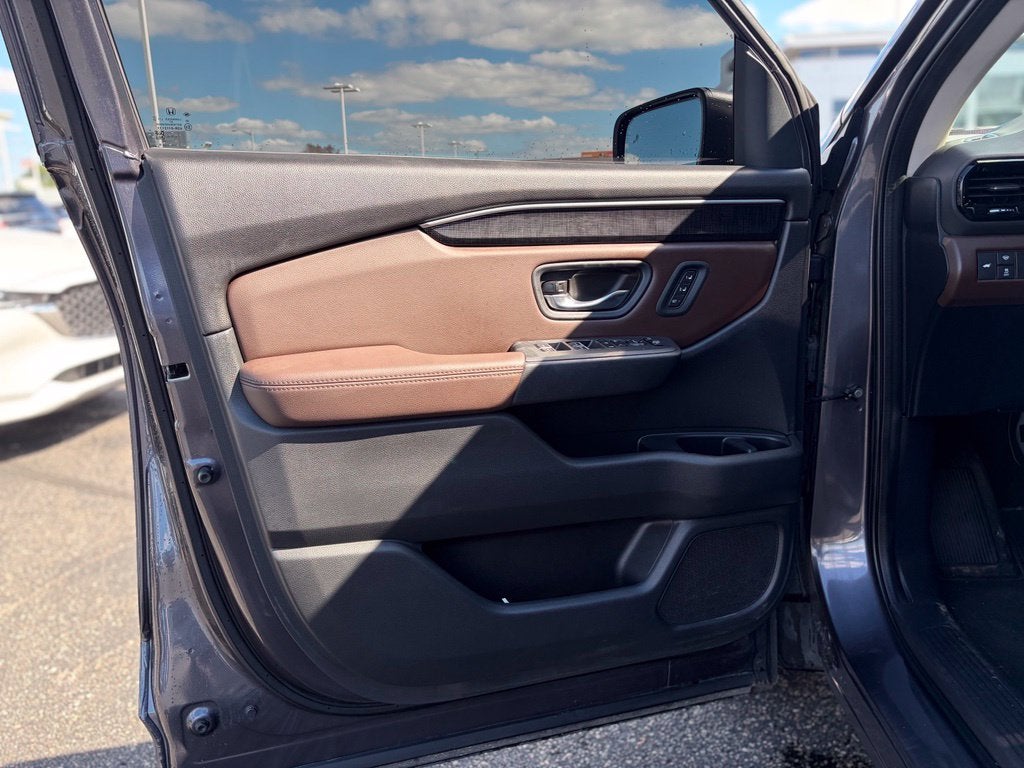 2023 Honda Pilot Elite - Photo 21