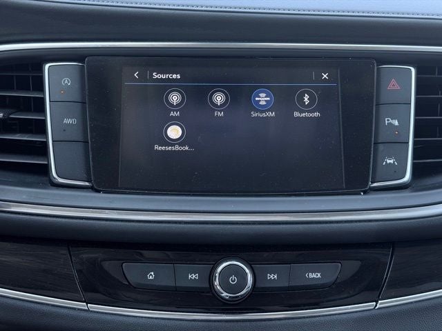 2023 Buick Enclave Essence AWD