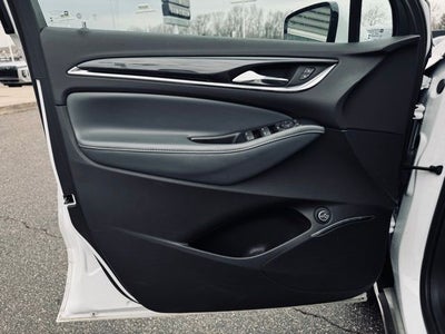 2023 Buick Enclave Essence AWD