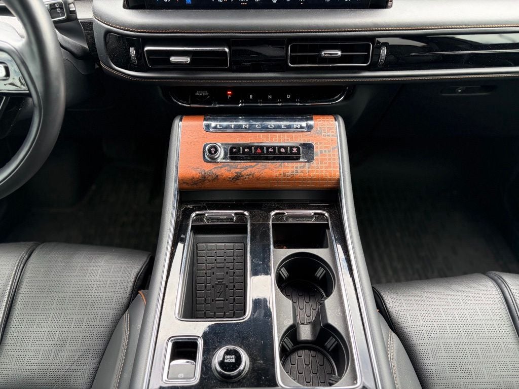 2025 Lincoln Aviator Black Label