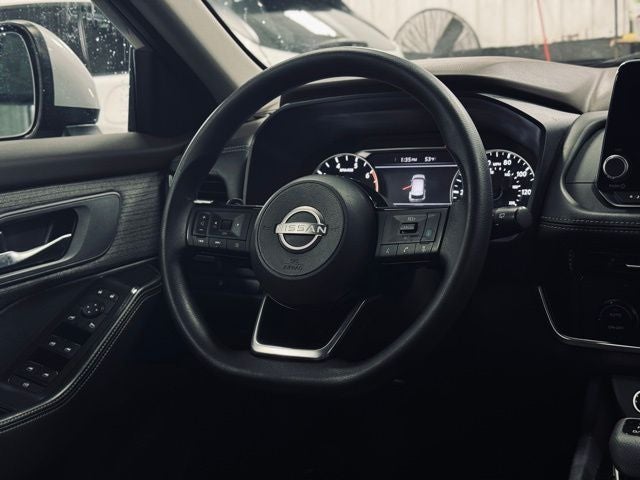 2022 Nissan Rogue SV Intelligent AWD