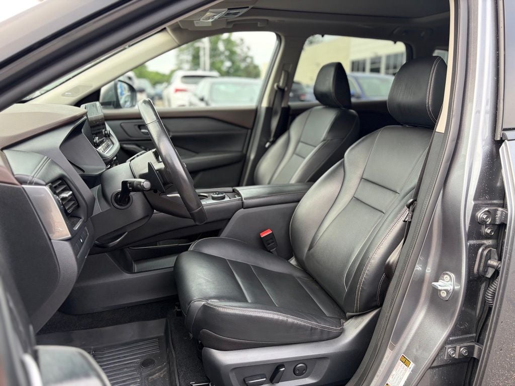2022 Nissan Rogue SL