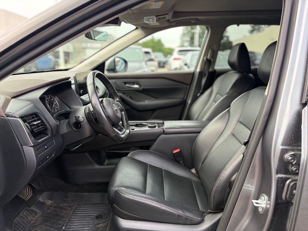2022 Nissan Rogue SL