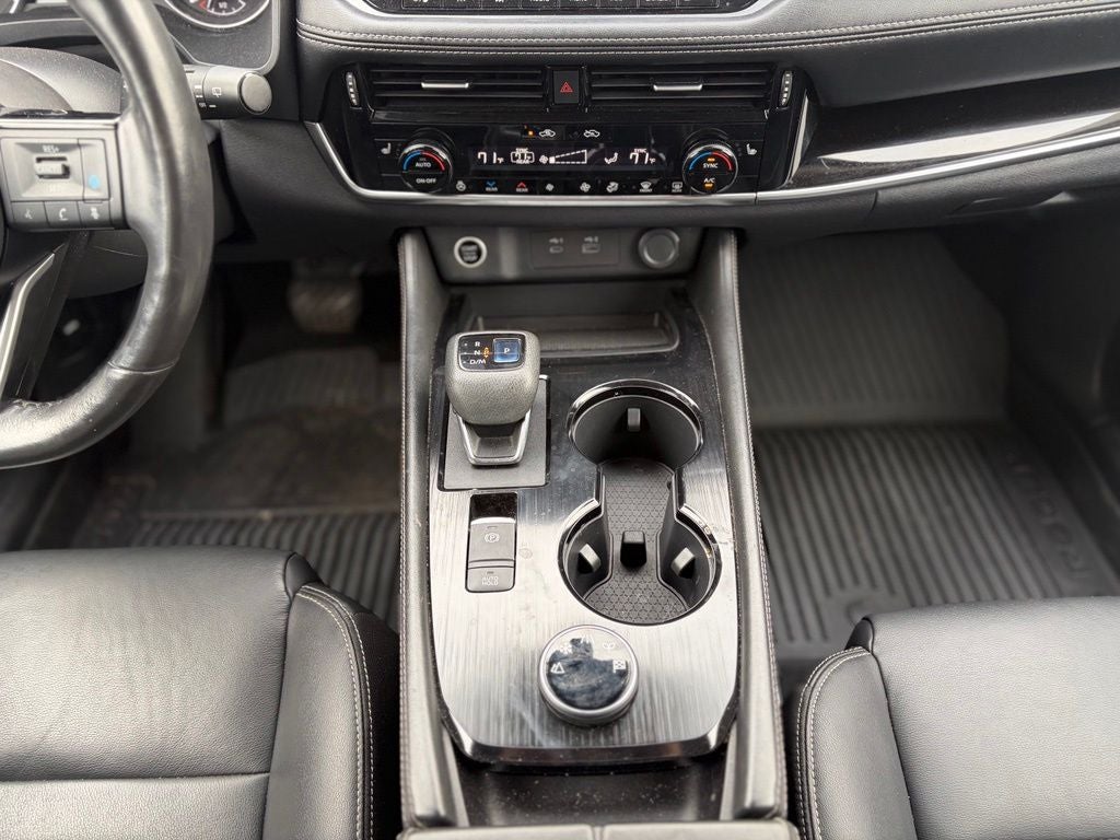 2022 Nissan Rogue SL