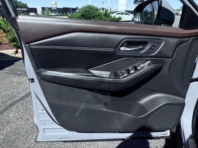 2023 Nissan Rogue SL Intelligent AWD
