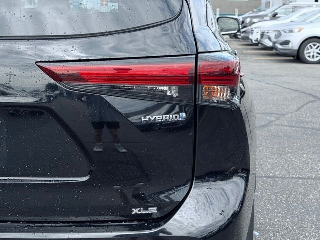 2024 Toyota Highlander Hybrid XLE