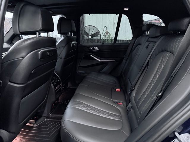 2024 BMW X5 M60i