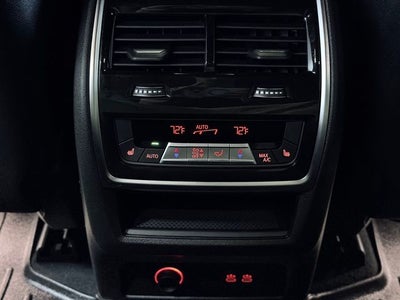 2024 BMW X5 M60i