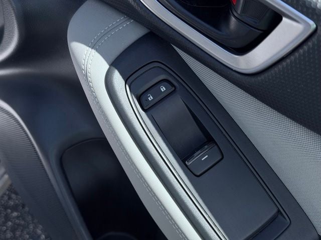 2023 Subaru Forester Base