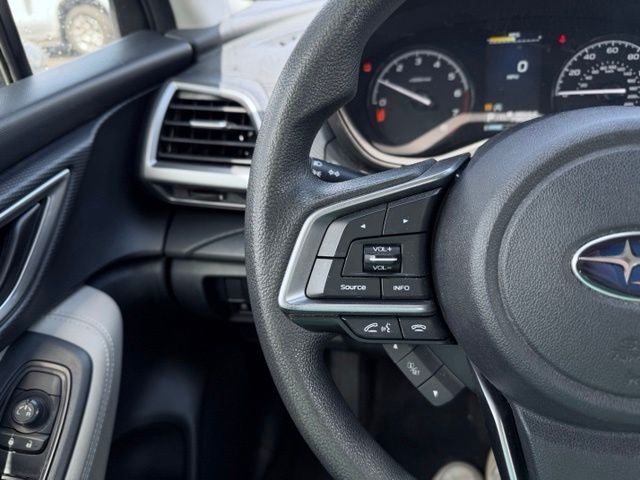 2023 Subaru Forester Base