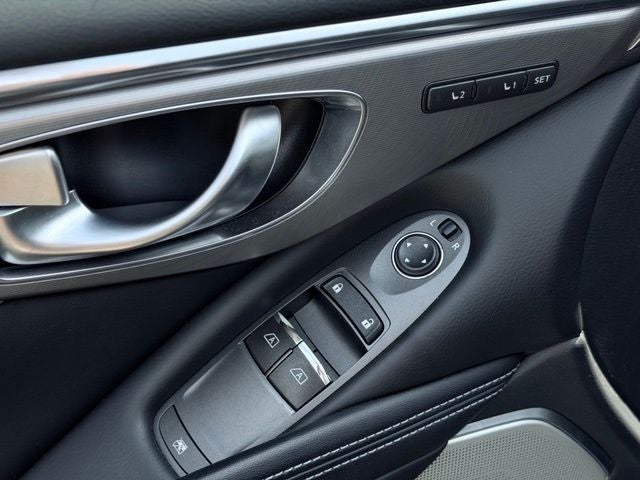 2018 INFINITI Q60 3.0t LUXE