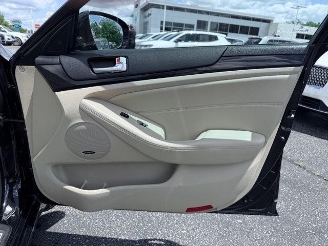 2014 Kia Cadenza Premium