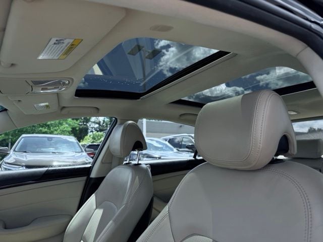 2014 Kia Cadenza Premium