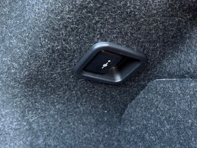 2023 BMW 5 Series i xDrive