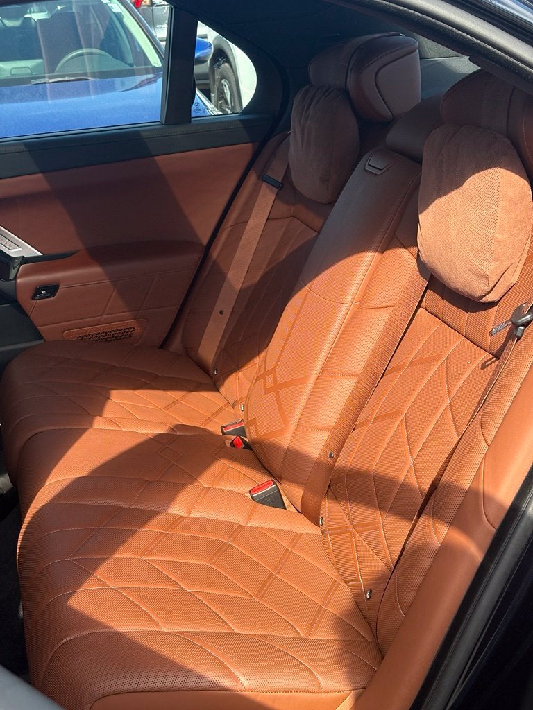 2024 BMW 7 Series 760i xDrive