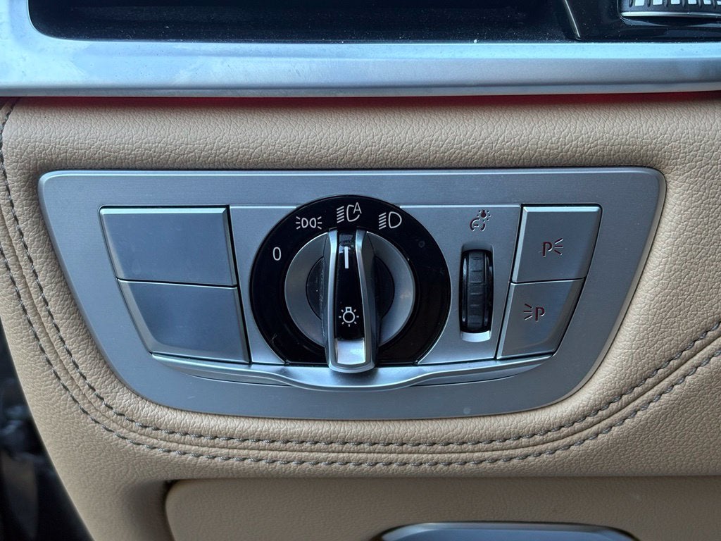 2020 BMW 7 Series 740i xDrive