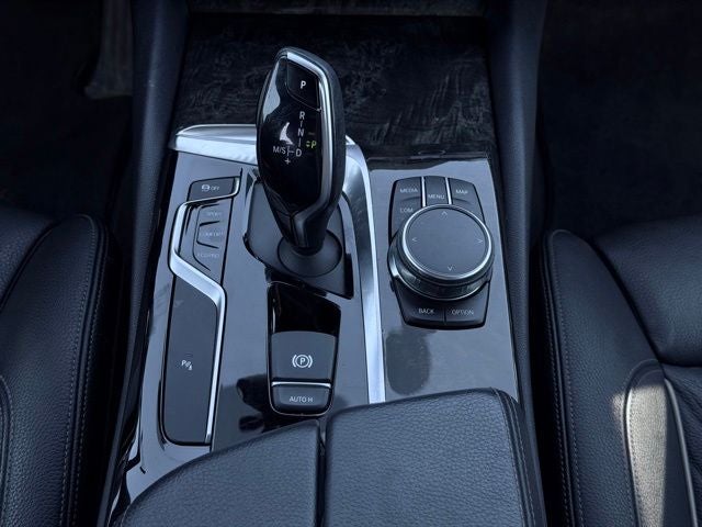 2017 BMW 5 Series xDrive