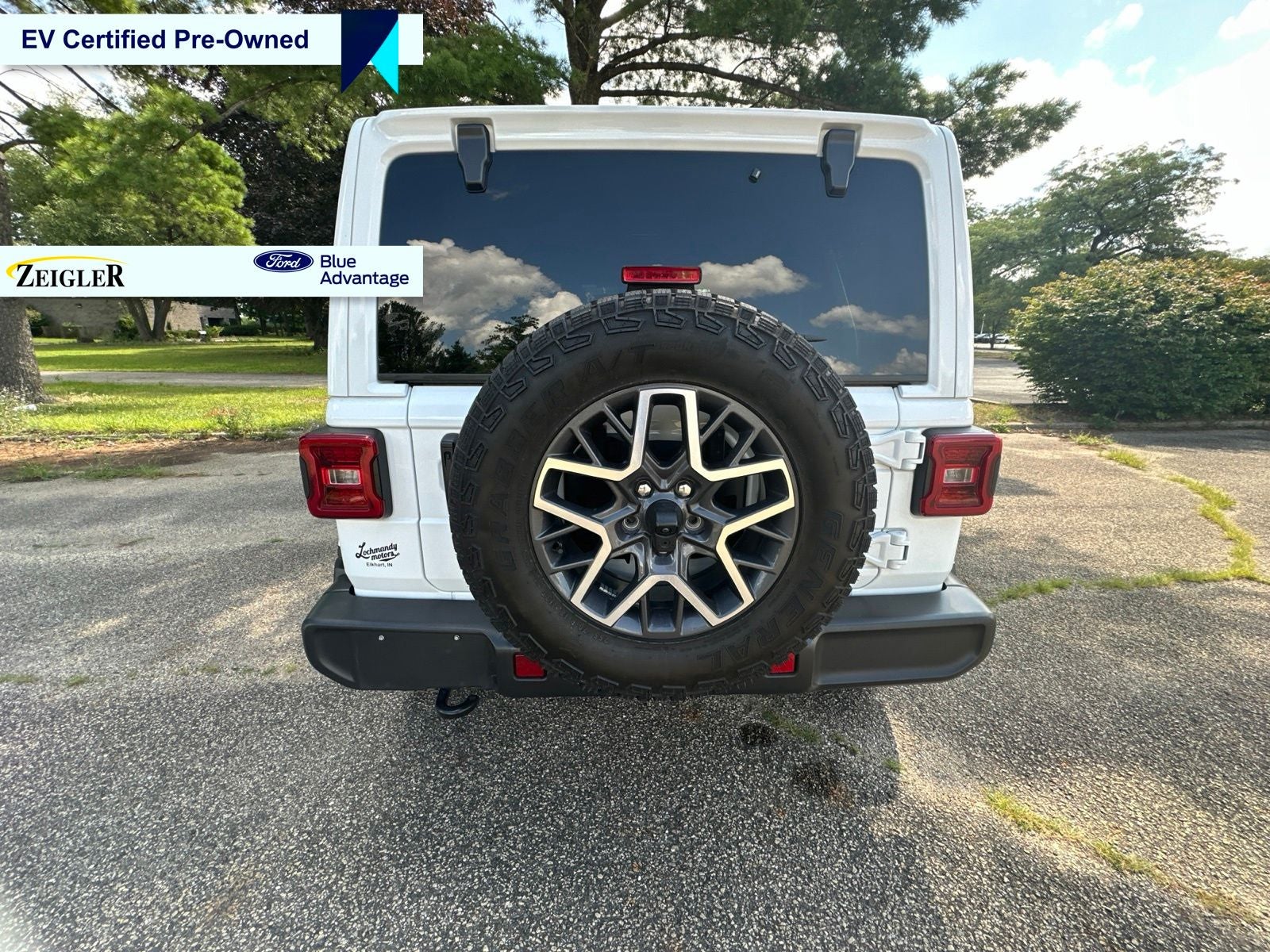 2024 Jeep Wrangler Sahara