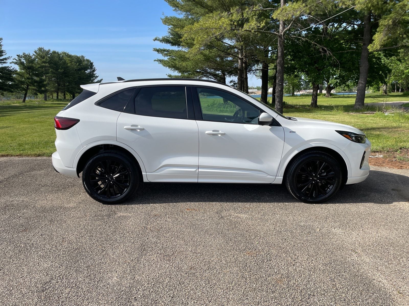 2023 Ford Escape ST-Line Elite