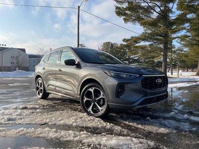 2025 Ford Escape Hybrid ST-Line Elite