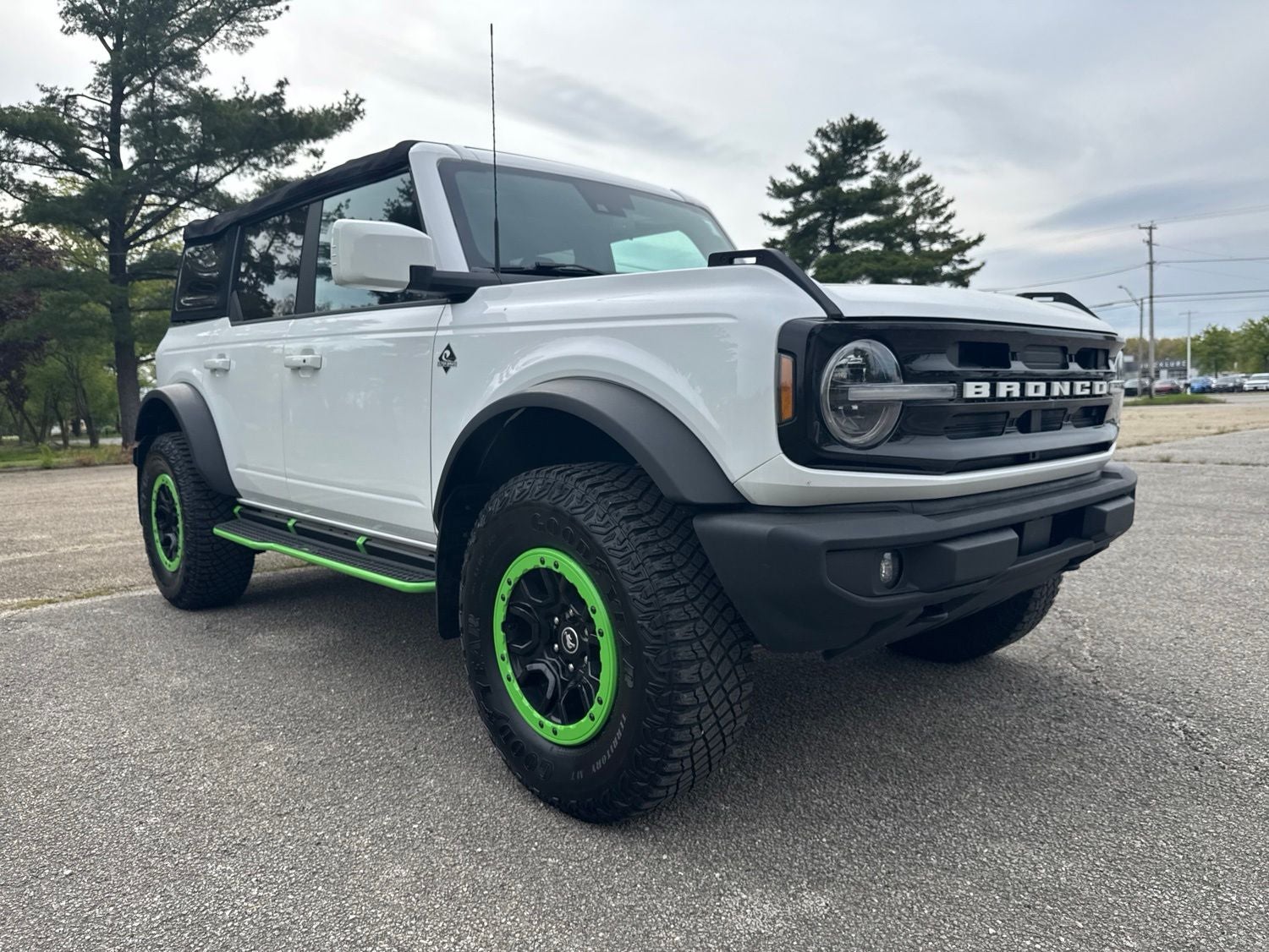 2023 Ford Bronco Outer Banks