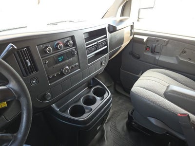 2009 Chevrolet Express 3500 Work Van Cutaway