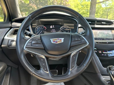 2021 Cadillac XT5 Sport