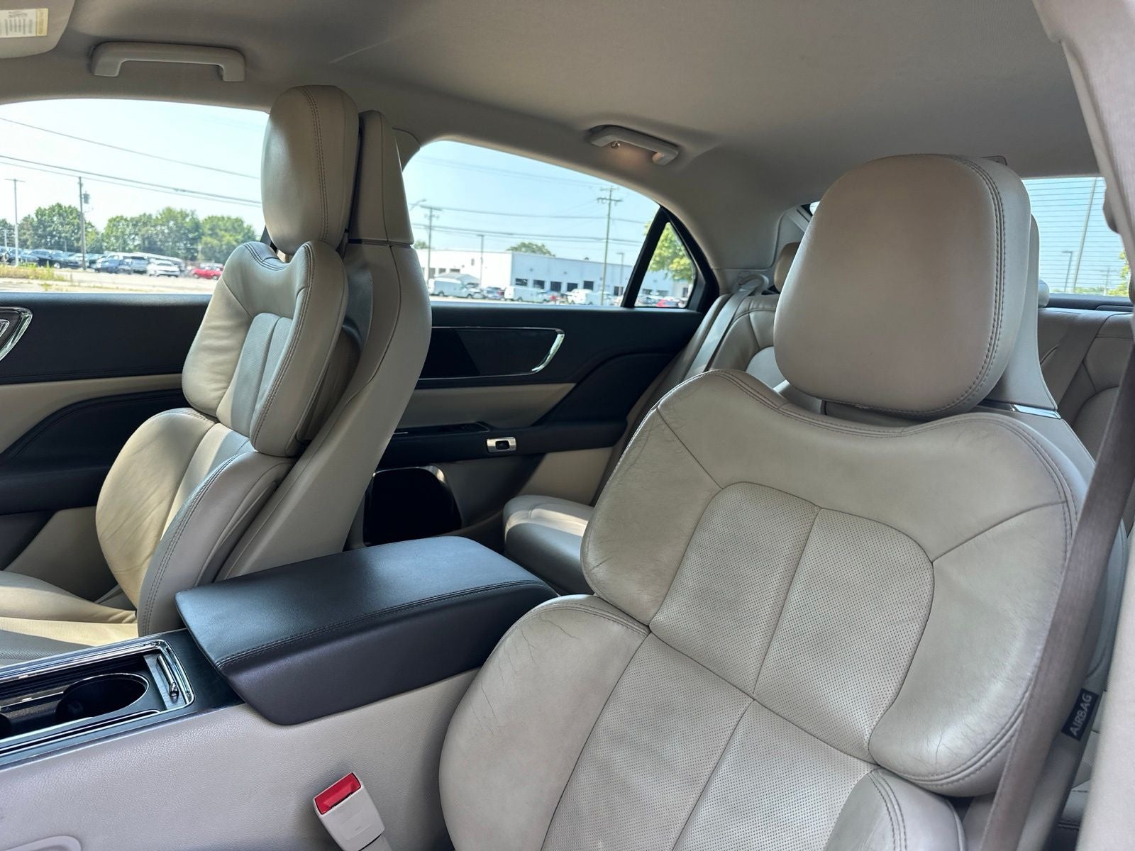 2017 Lincoln Continental Reserve