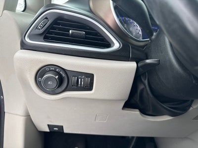 2017 Chrysler Pacifica Touring L Plus