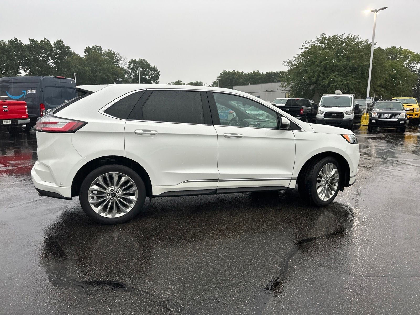 2020 Ford Edge Titanium