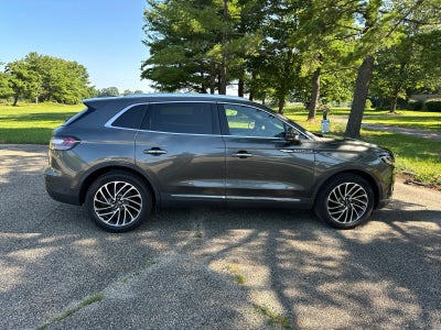 2020 Lincoln Nautilus Reserve