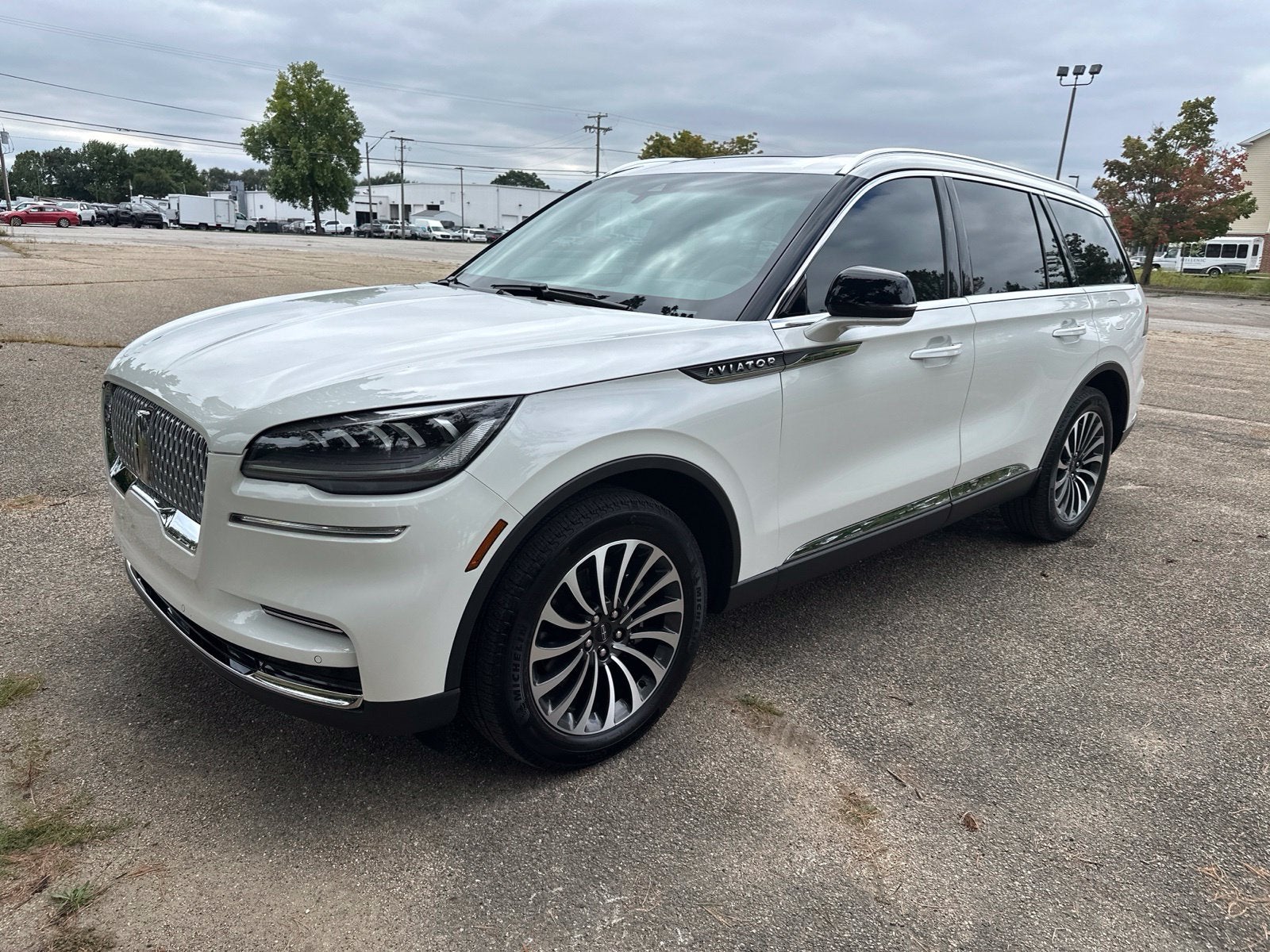 2023 Lincoln Aviator Standard Premium