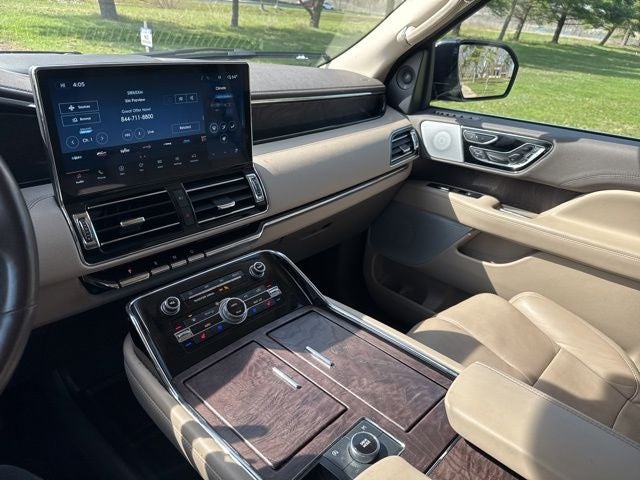 2022 Lincoln Navigator L Reserve