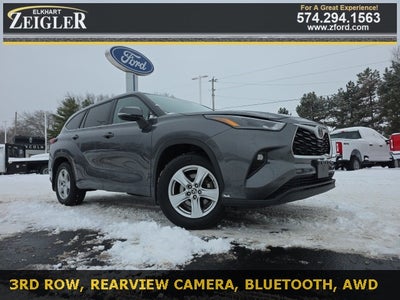 2024 Toyota Highlander LE