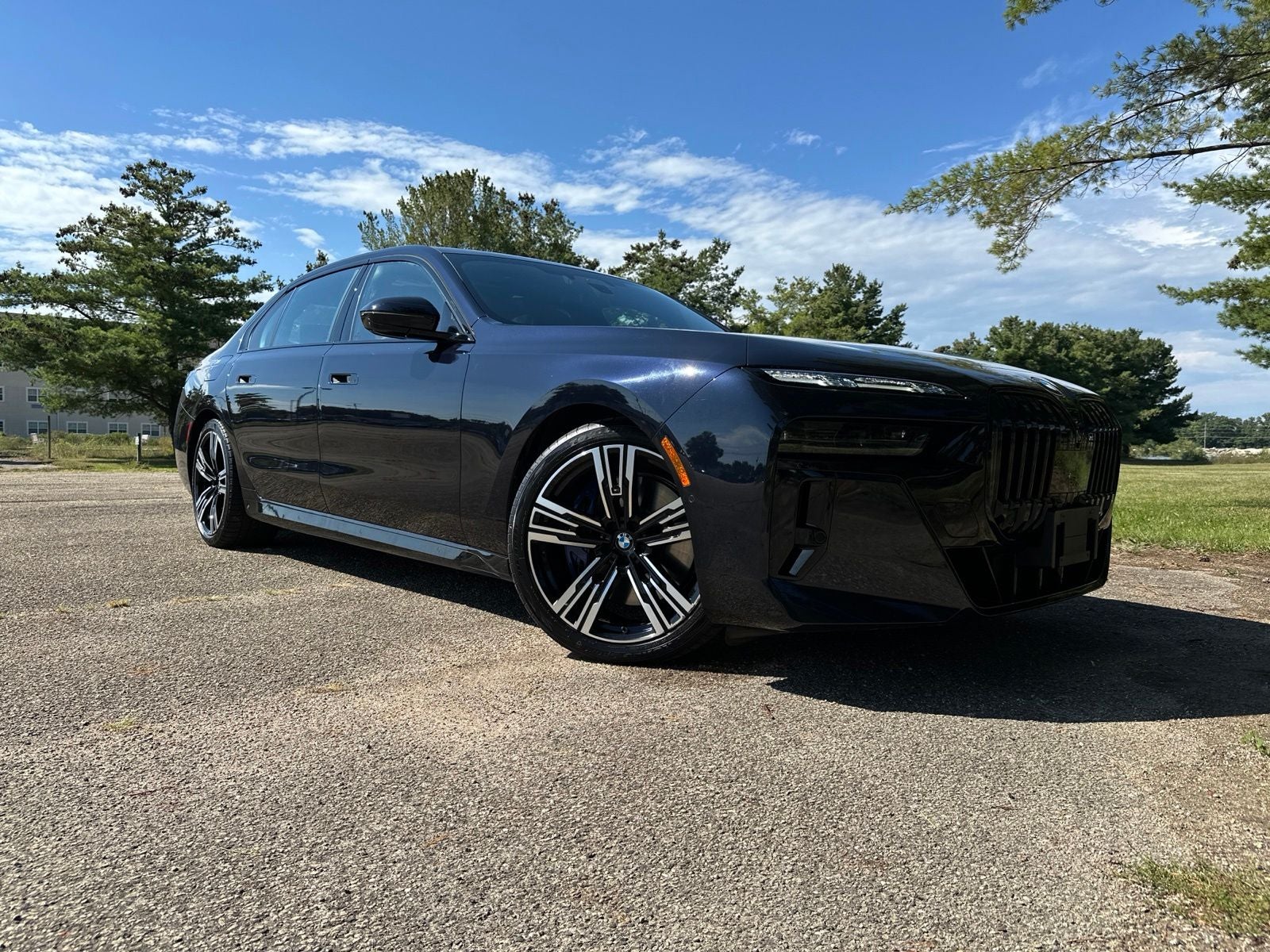 2024 BMW 7 Series 760i xDrive