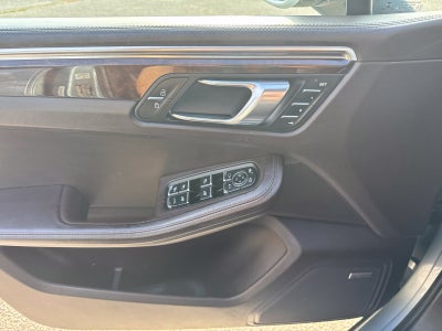 2020 Porsche Macan S