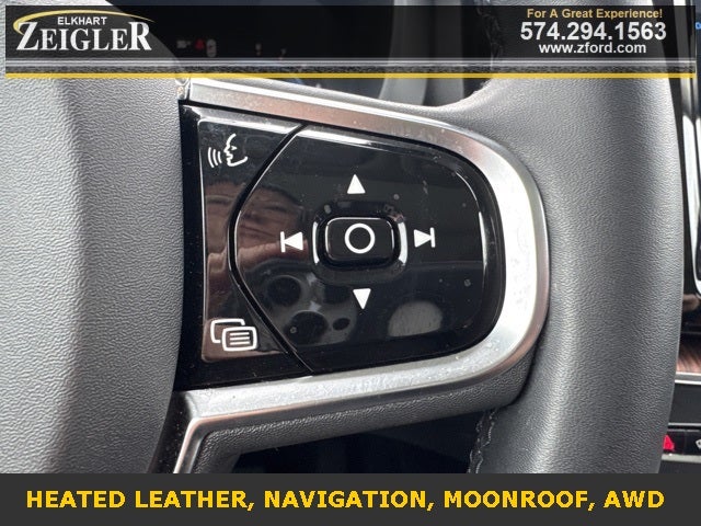 2024 Volvo XC60 B5 Plus Dark Theme