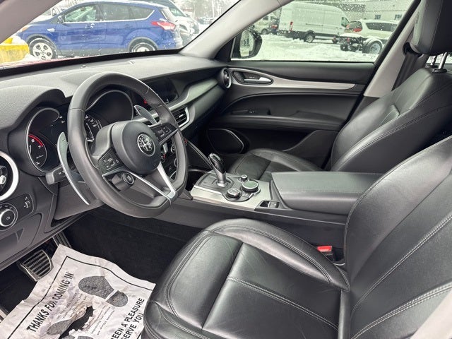 2018 Alfa Romeo Stelvio Base