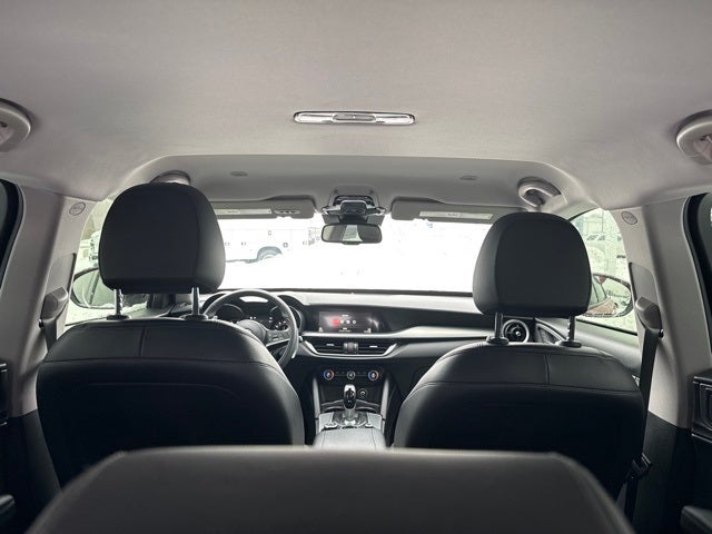 2018 Alfa Romeo Stelvio Base